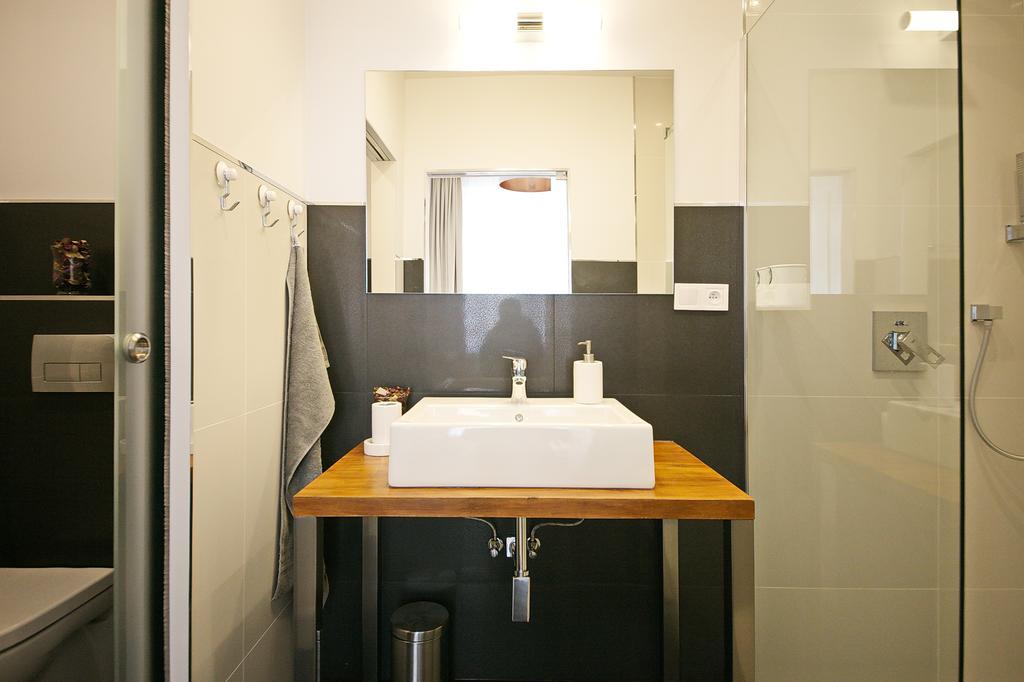 Luxury Center Apt. Charles Bridge Walking Distance Praga Exterior foto